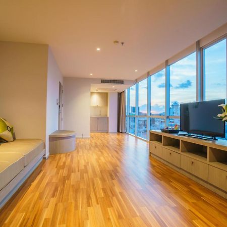 New Season Square Hotel Hat Yai Buitenkant foto