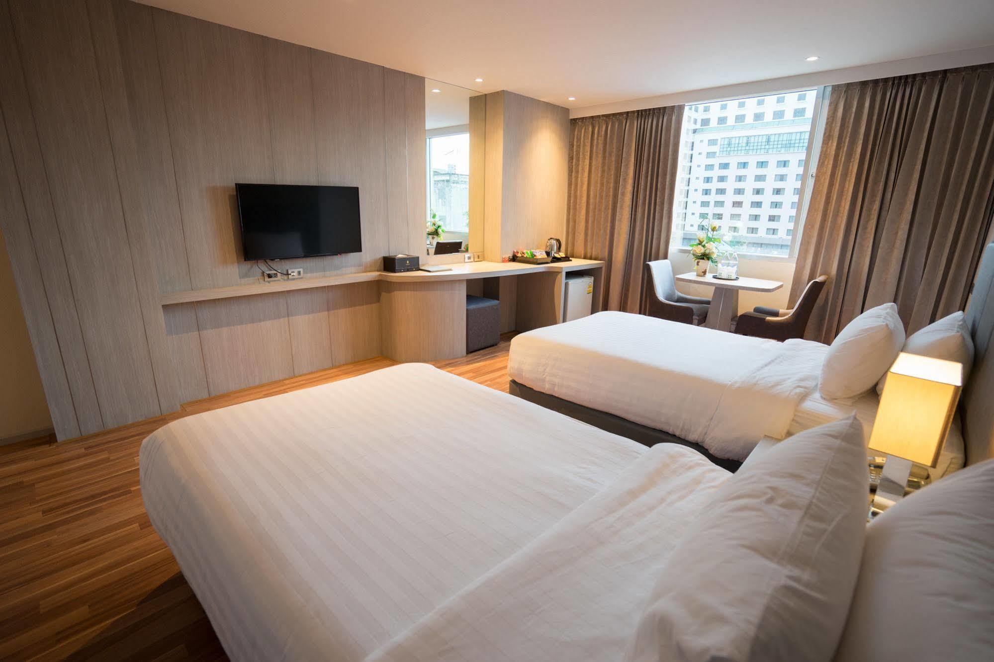 New Season Square Hotel Hat Yai Buitenkant foto